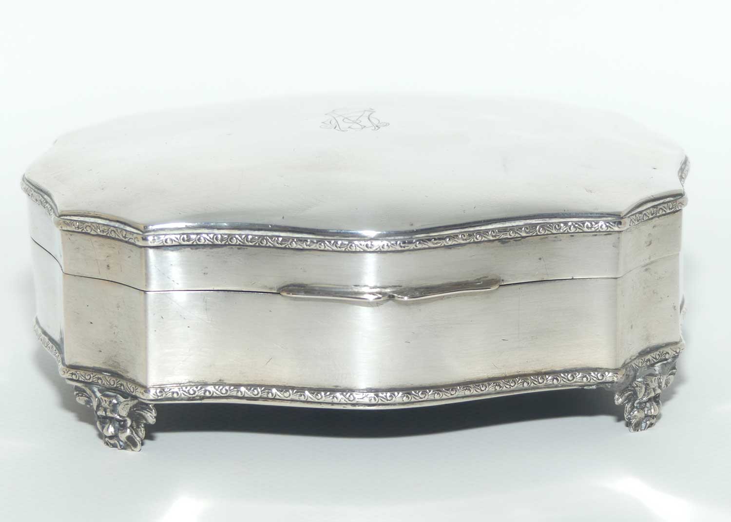 European 800 Silver serpentine shape velvet lined trinket box | Satyr feet