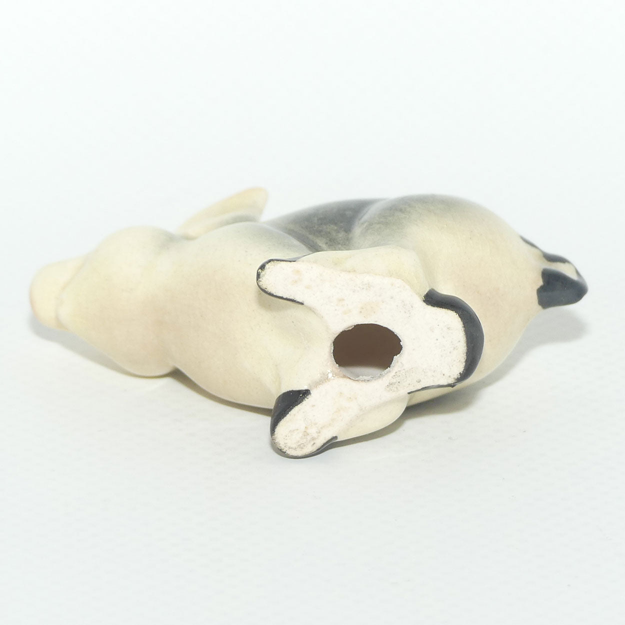 #0833 Beswick Piglet Running | early version with Dark Hooves and Spots