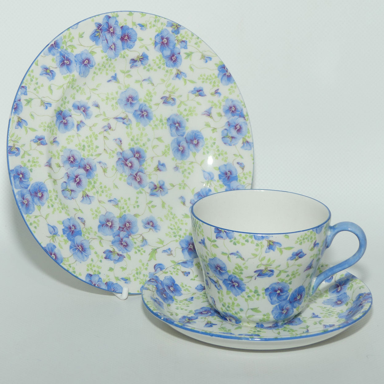 Shelley Essex shape Blue Pansy Chintz trio | Pattern 8831M