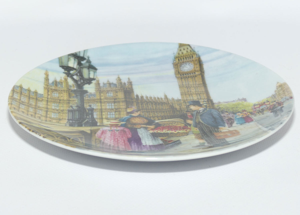 Bradex 26 D8 10.8 | Cries of London #8 plate | The Strawberry Seller