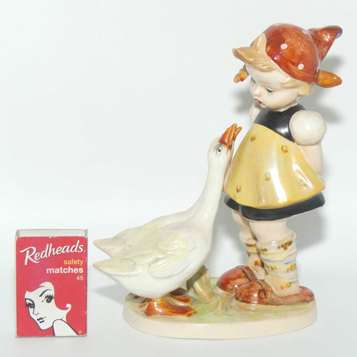 #0905 Beswick figure Goose Girl | MI Hummel theme