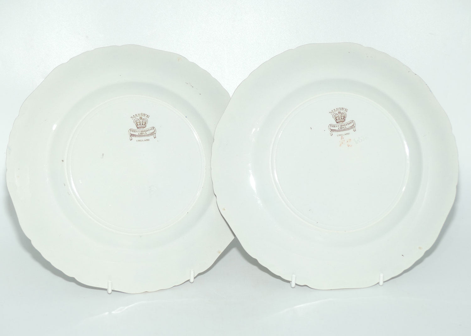 Masons Ironstone pair of cabinet plates | 23.5cm diam | Pattern B9178
