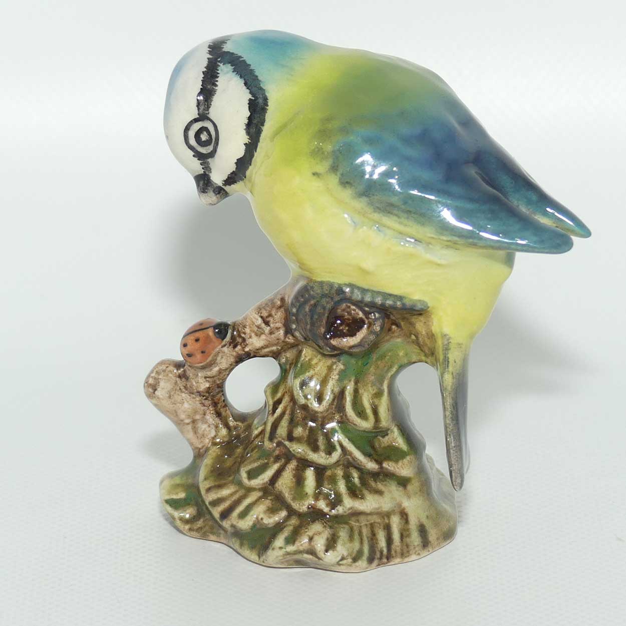 #0992B Beswick Blue Tit | Ladybug on Branch | #4