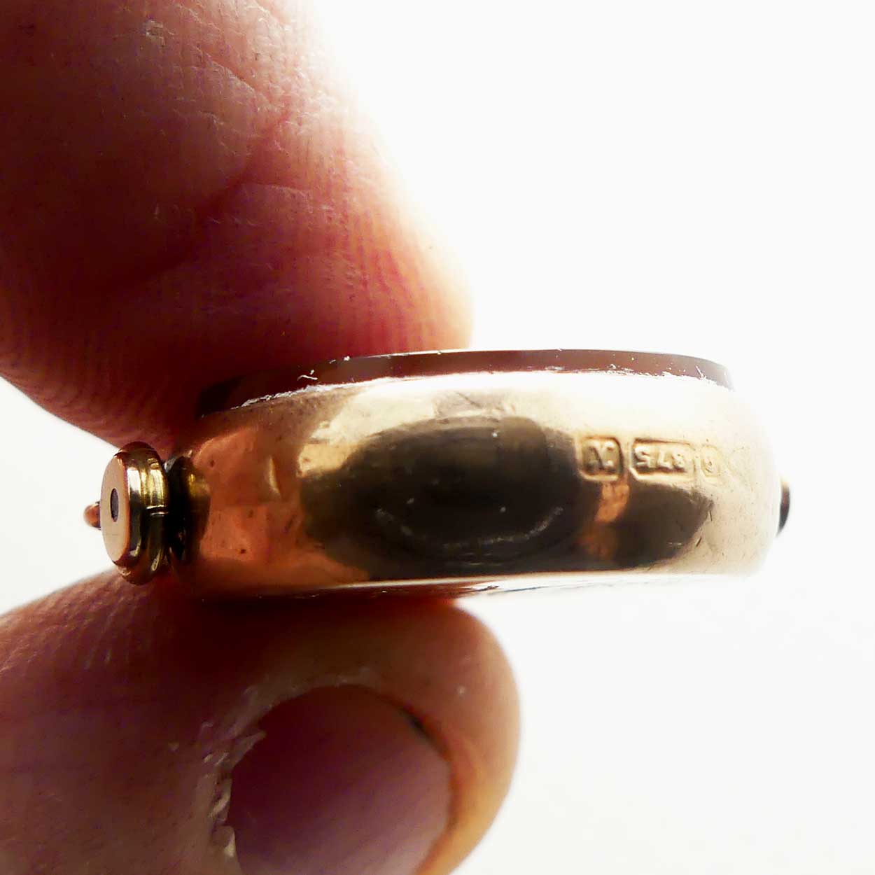 Victorian era 9ct Rose Gold Bloodstone spinner