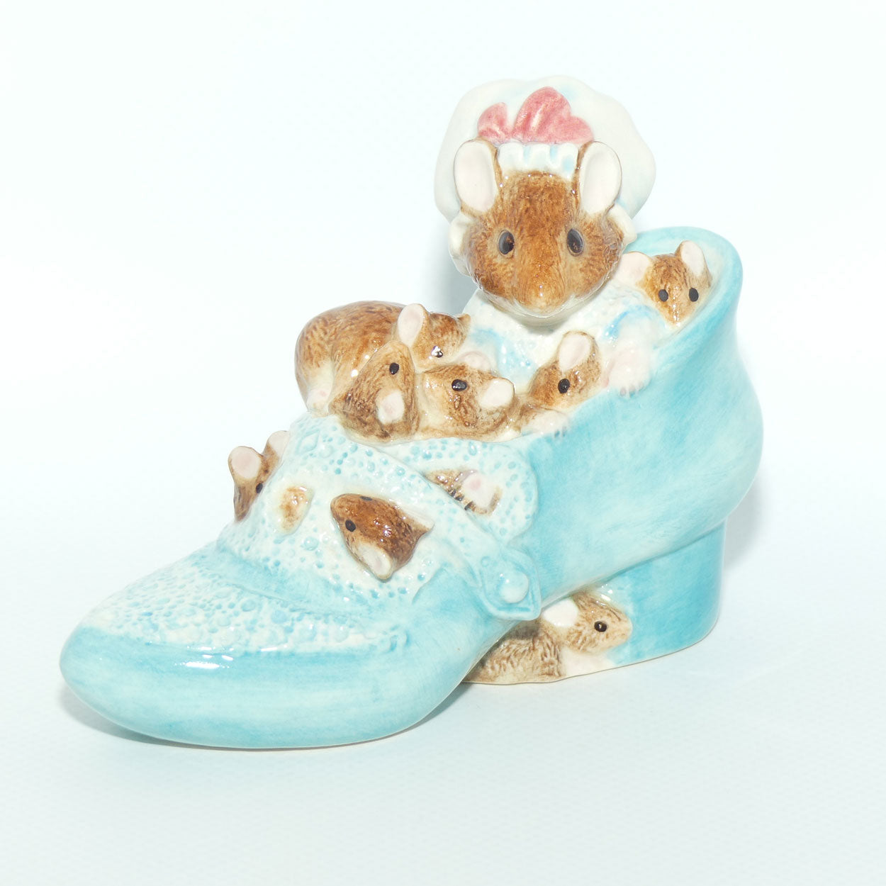 Border Fine Arts Studio Beatrix Potter Classics A2440 | Old Woman Who Lived in a Shoe