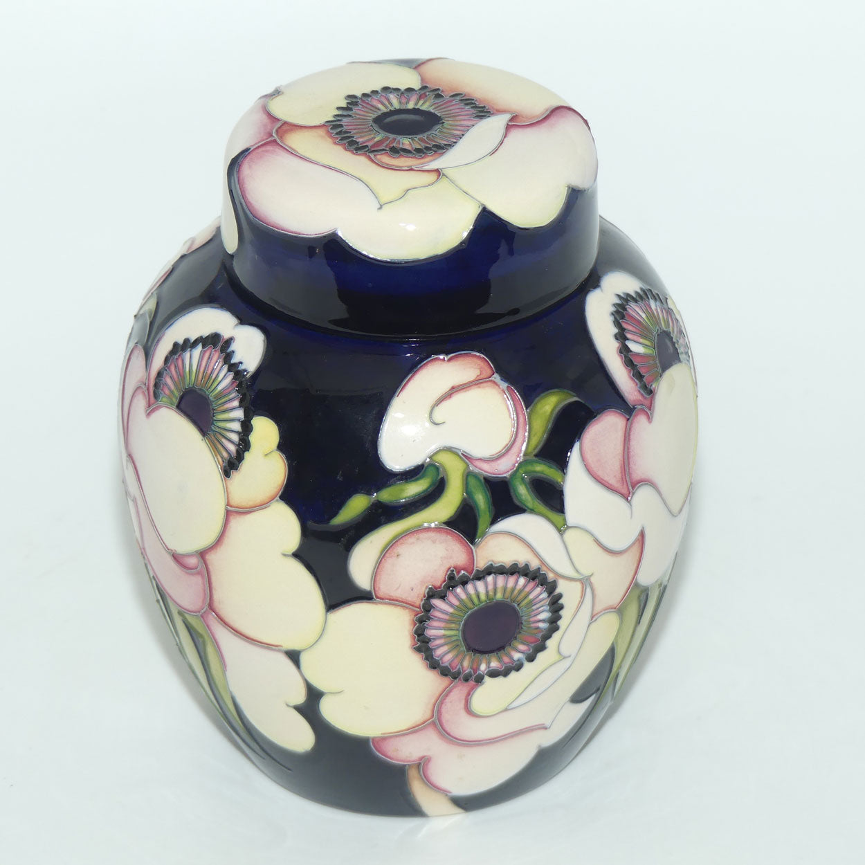 Moorcroft Anemone Blush 769/6 Ginger Jar