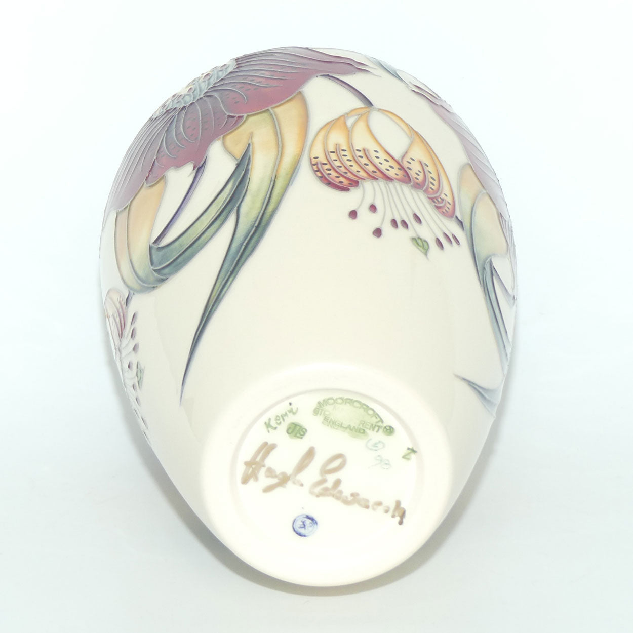 Moorcroft Anna Lily 25/9 vase