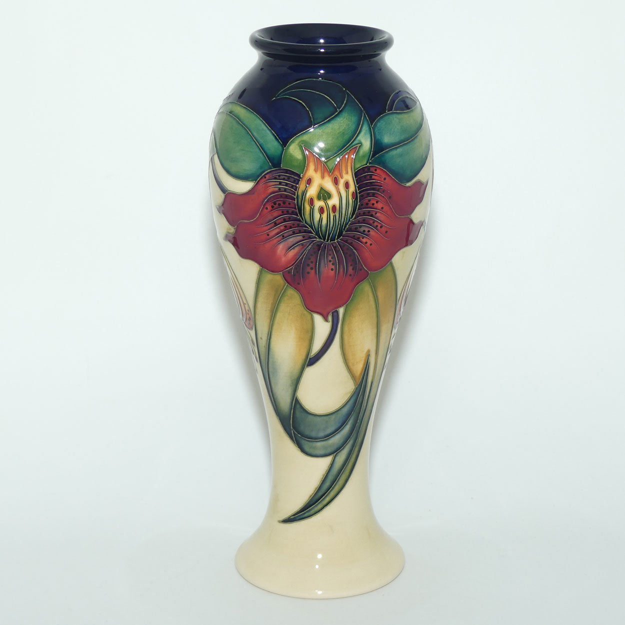 Moorcroft Anna Lily 75/10 vase