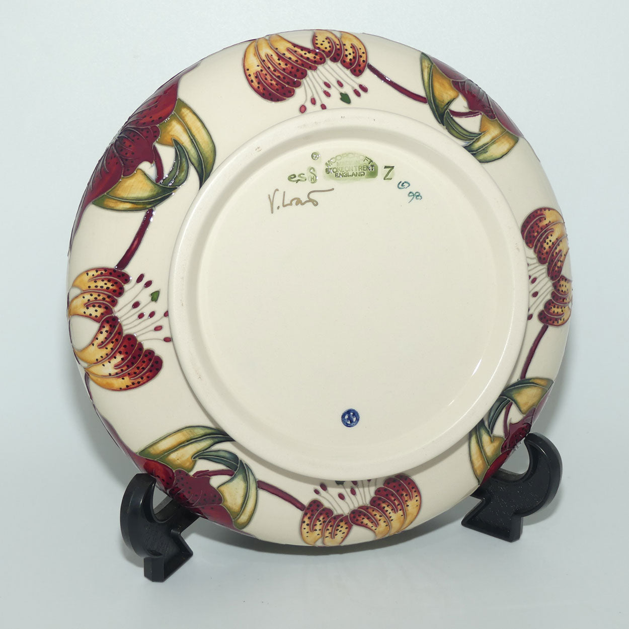 Moorcroft Anna Lily 620/9 bowl