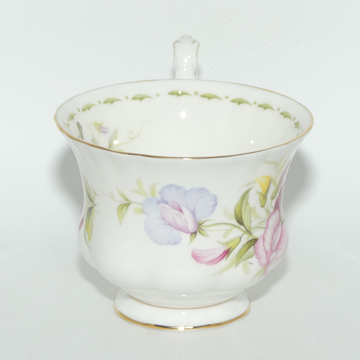 Royal Albert Bone China England | Flower of the Month series | April Sweet Pea duo