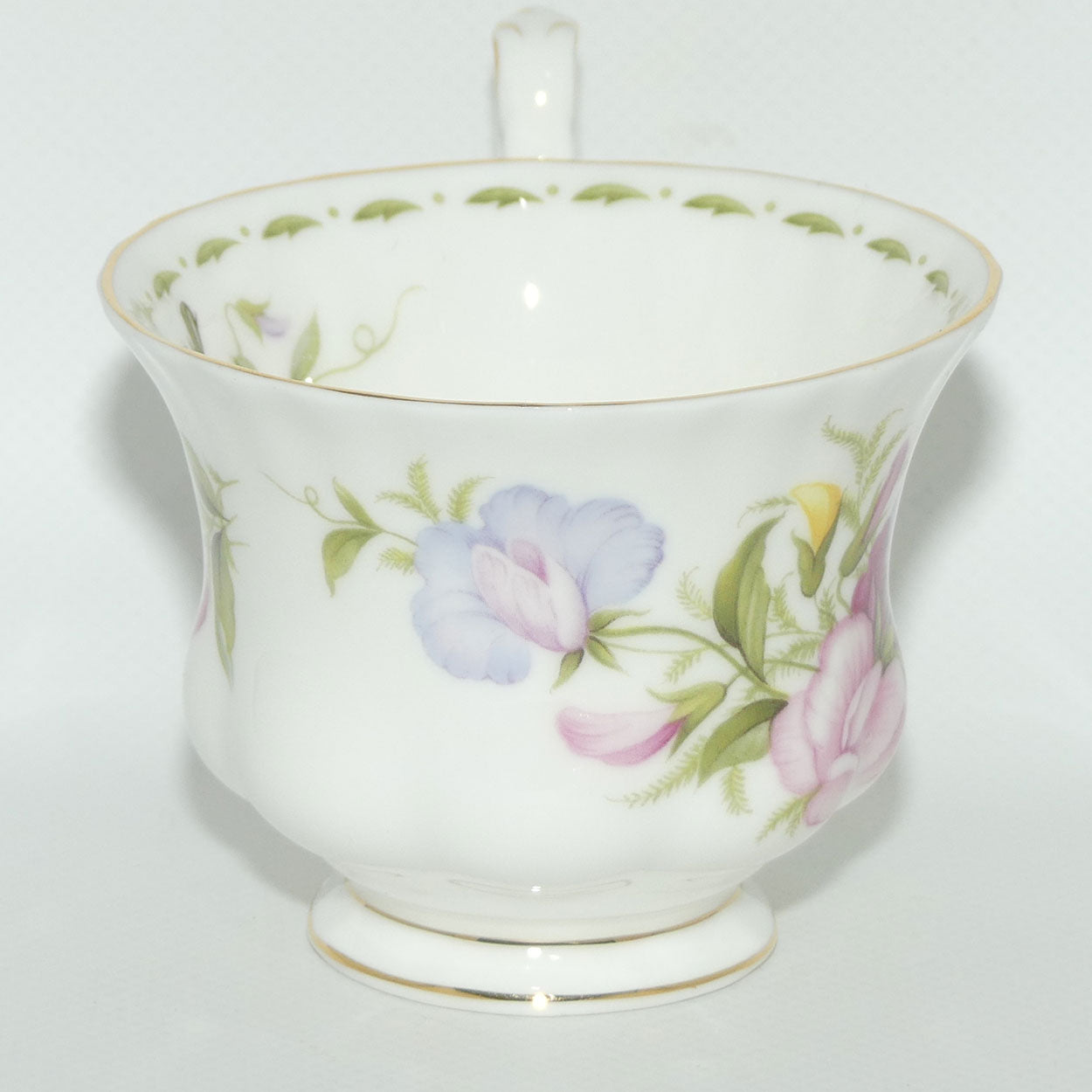 Royal Albert Bone China England | Flower of the Month series | April Sweet Pea trio