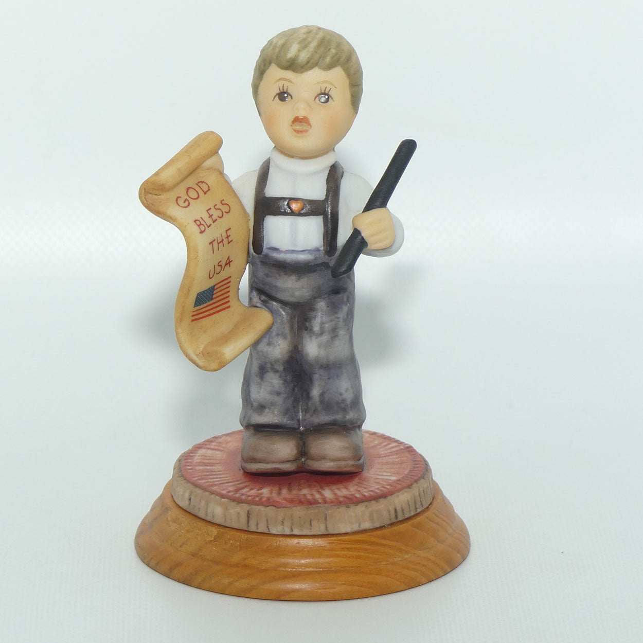 BH044 Berta Hummel figure by Goebel | God Bless the USA