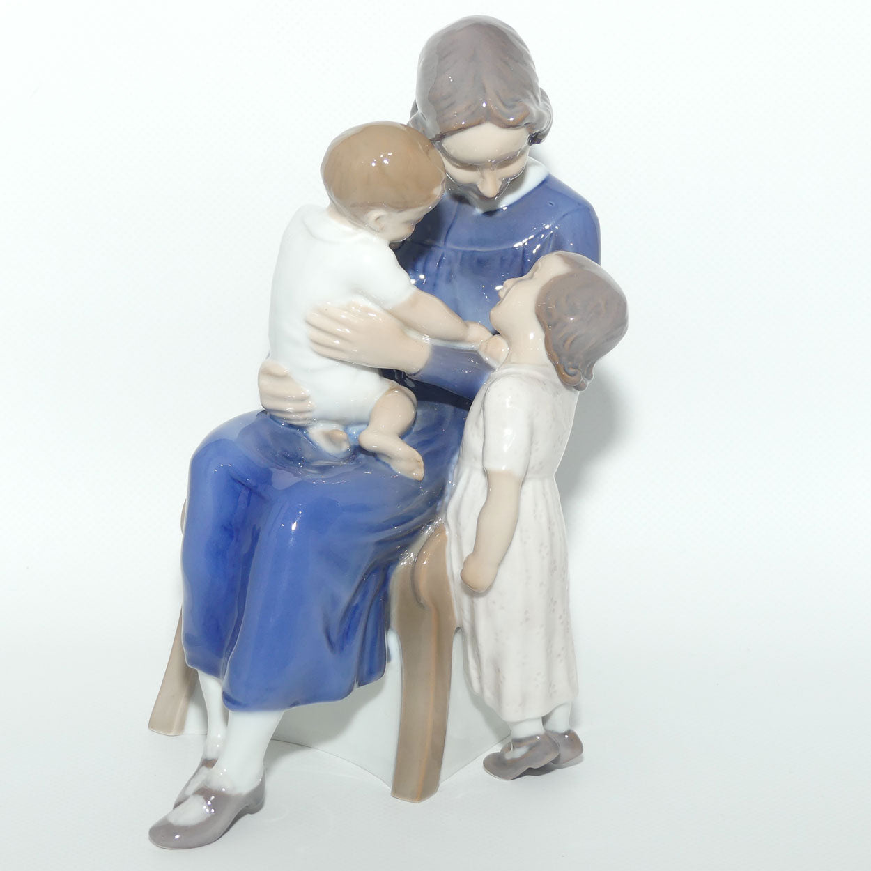 Bing and Grondahl figure 2262 | Happy Trio