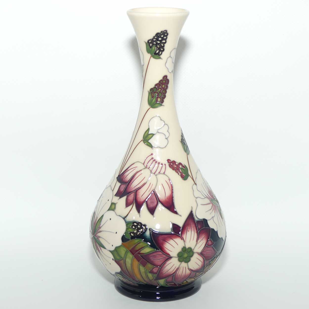 Moorcroft Bramble Revisited 80/9 vase