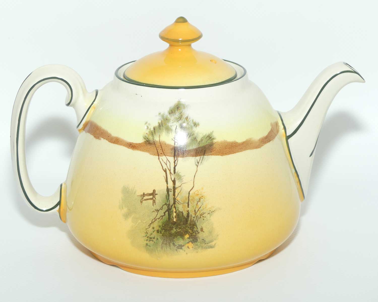 Royal Doulton Coaching Days Joan shape tea pot | Medium D2716