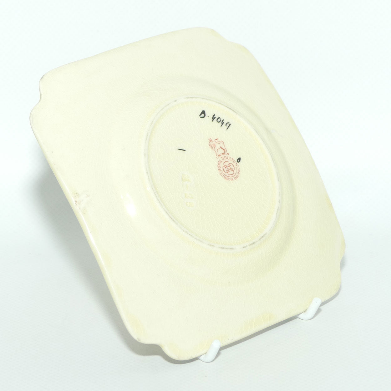 Royal Doulton Pansy with Black Border D4049 | tea trio #2