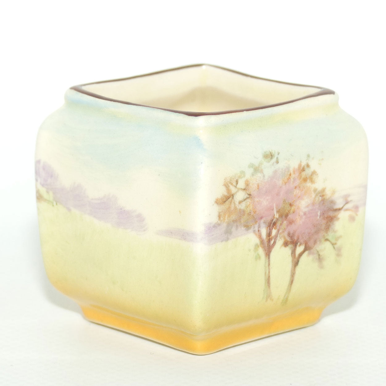 Royal Doulton English Cottages A vase mini box section vase D4987