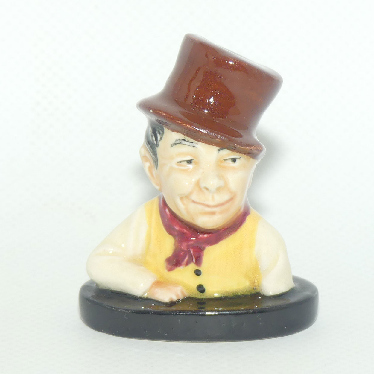 D6052 Royal Doulton Dickens character miniature bust Sam Weller | Character and Toby Jug interest