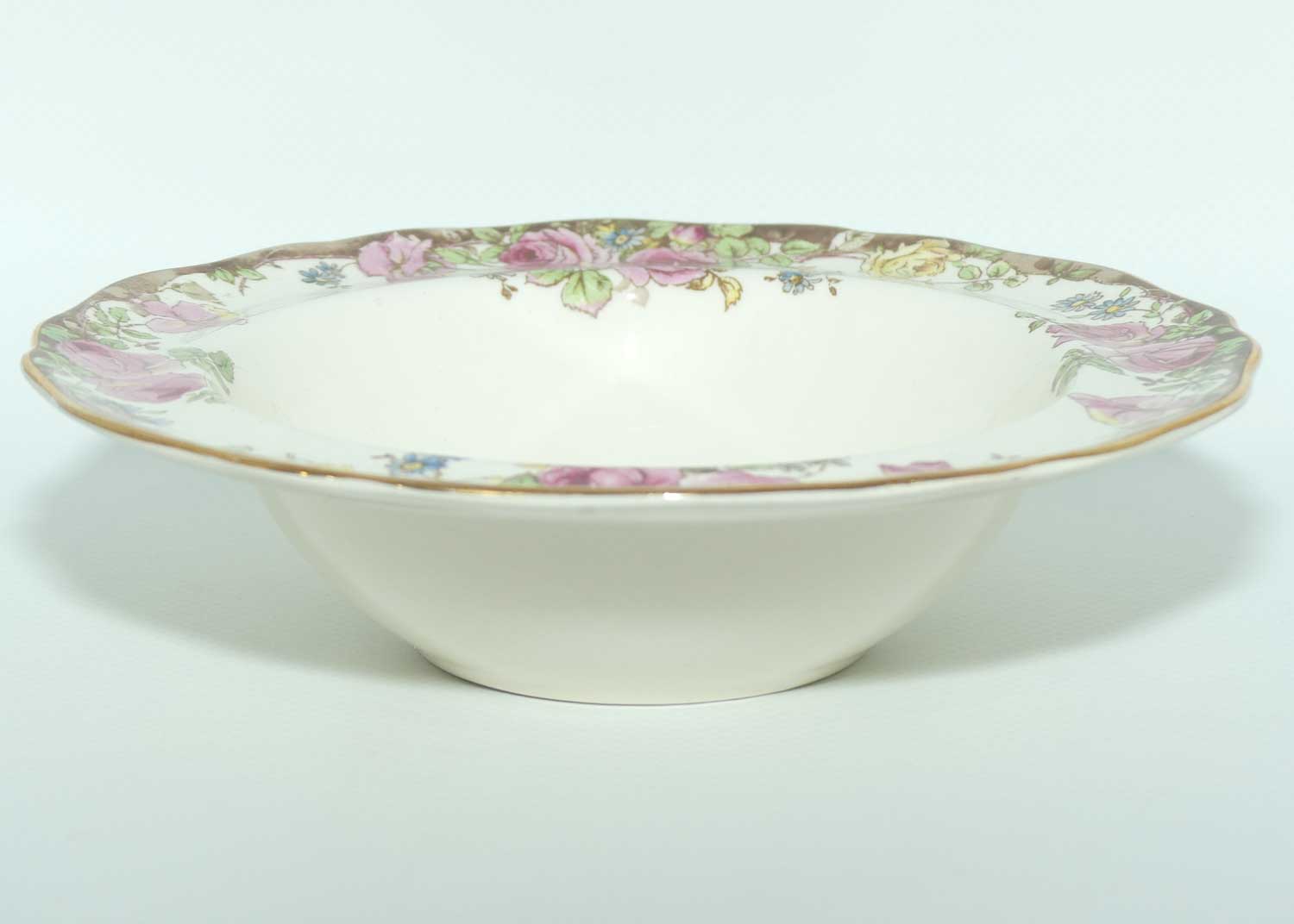 Royal Doulton English Rose rimmed soup bowl D6071 | 16cm diam