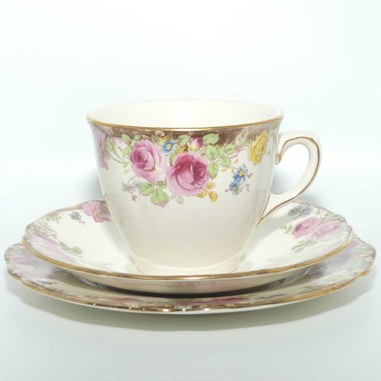 Royal Doulton English Rose tea trio D6071