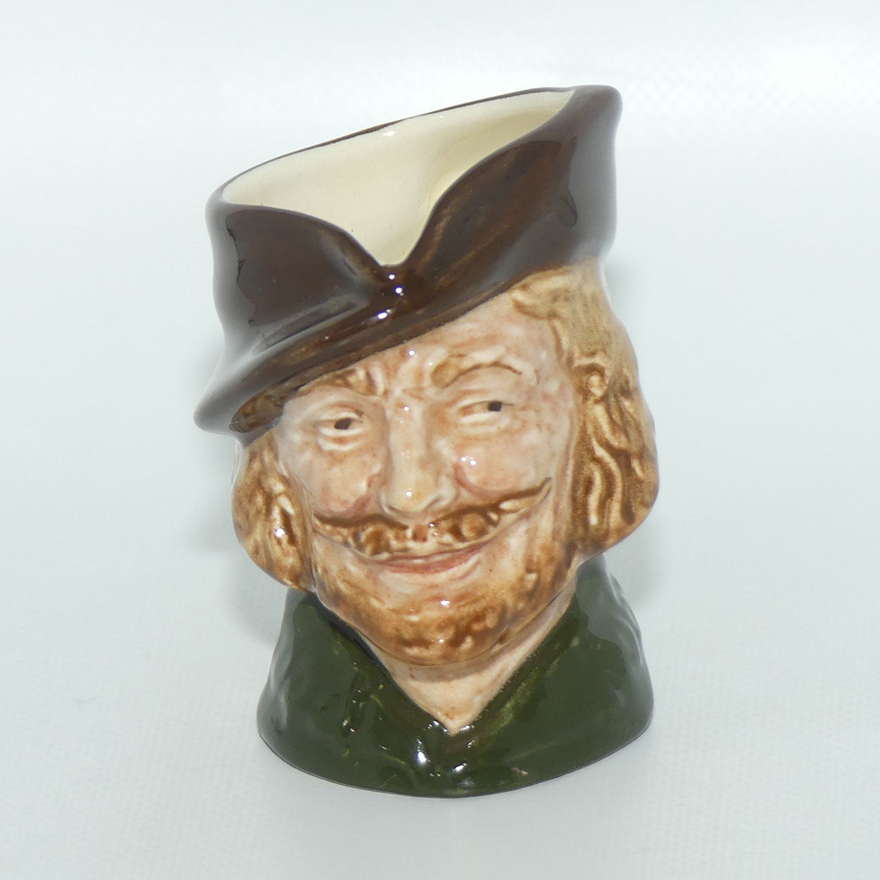 D6252 Royal Doulton miniature character jug Robin Hood