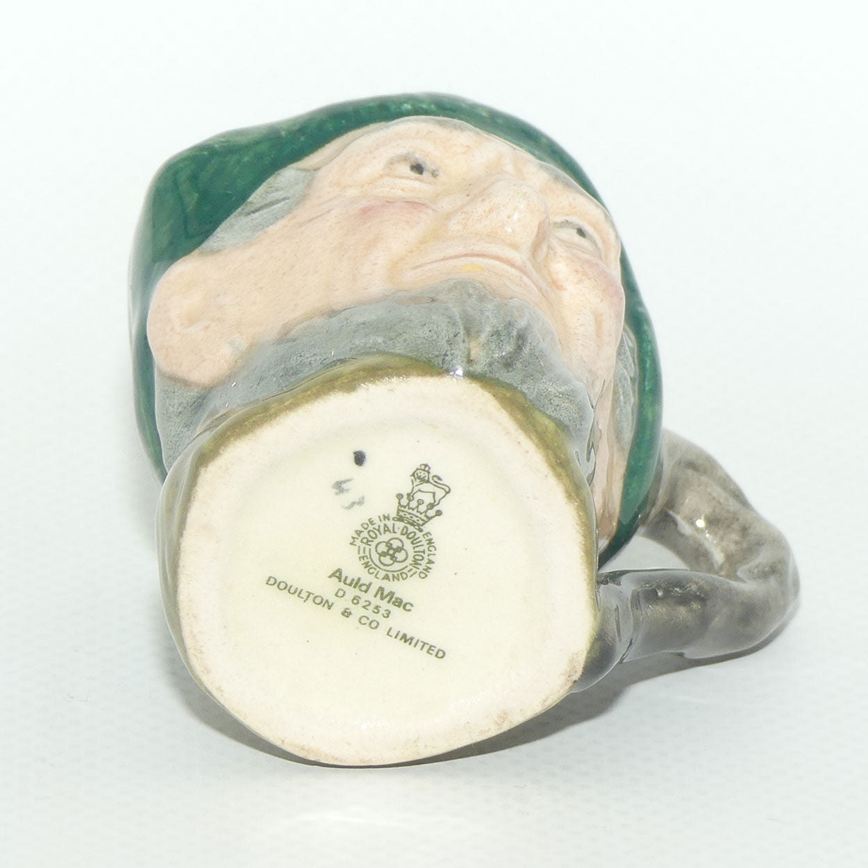 D6253 Royal Doulton miniature character jug Auld Mac