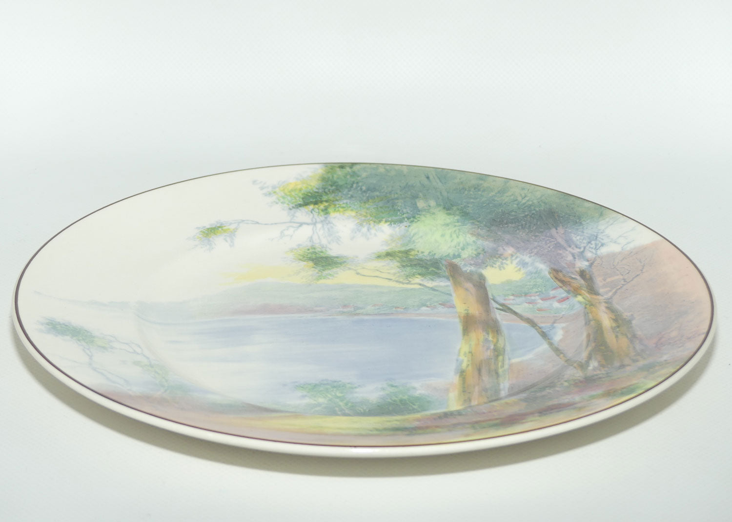 Royal Doulton Australian Scene at Lorne plate D6310 | Round