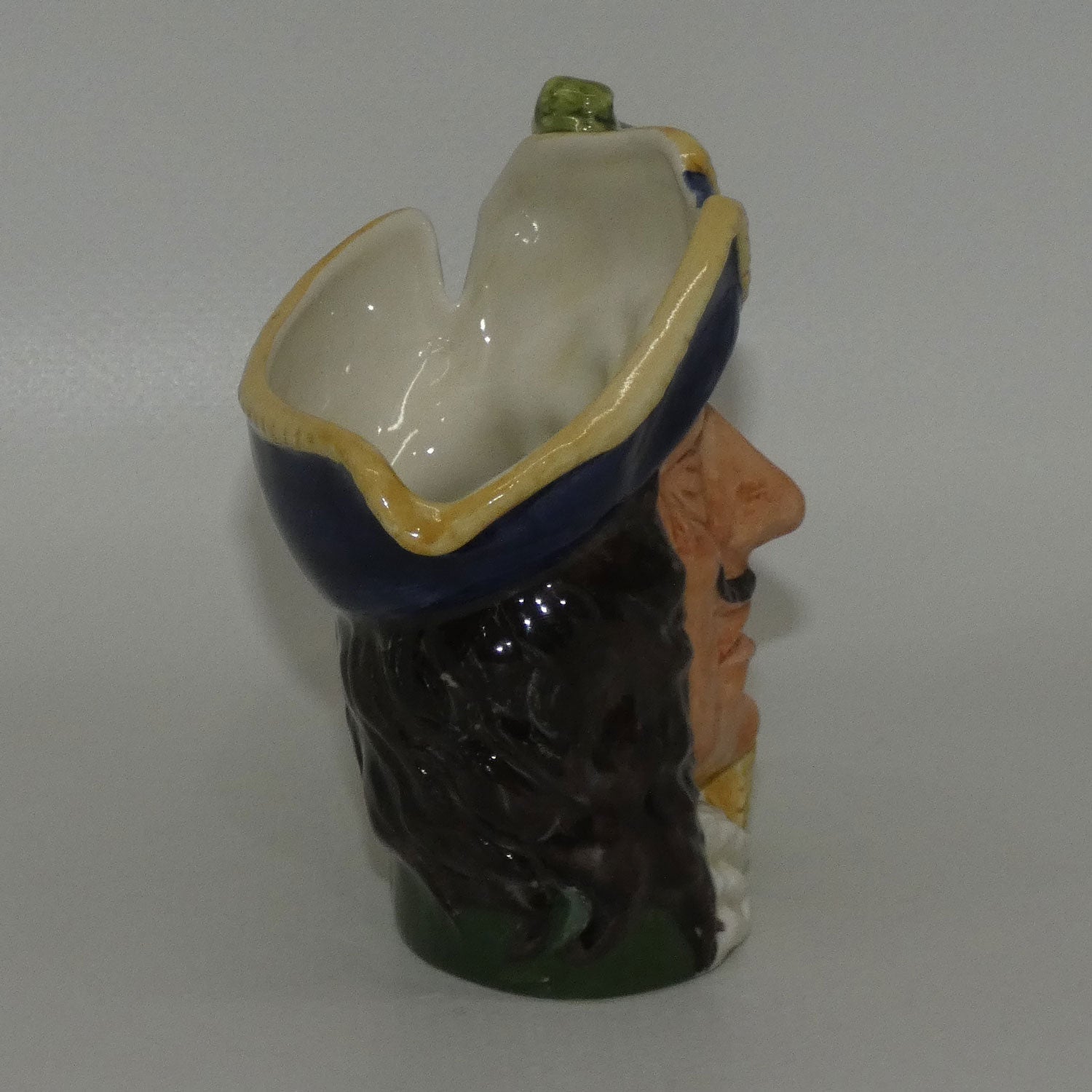 D6601 Royal Doulton small character jug Capt Hook | ETC