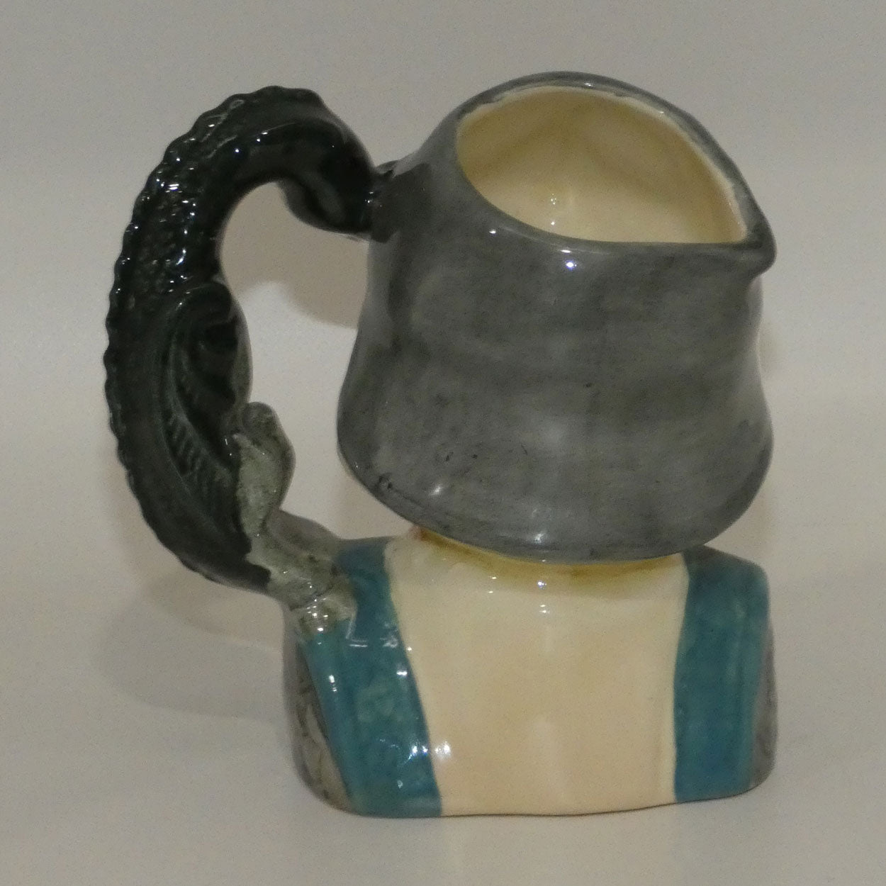 d6621-royal-doulton-small-character-jug-st-george