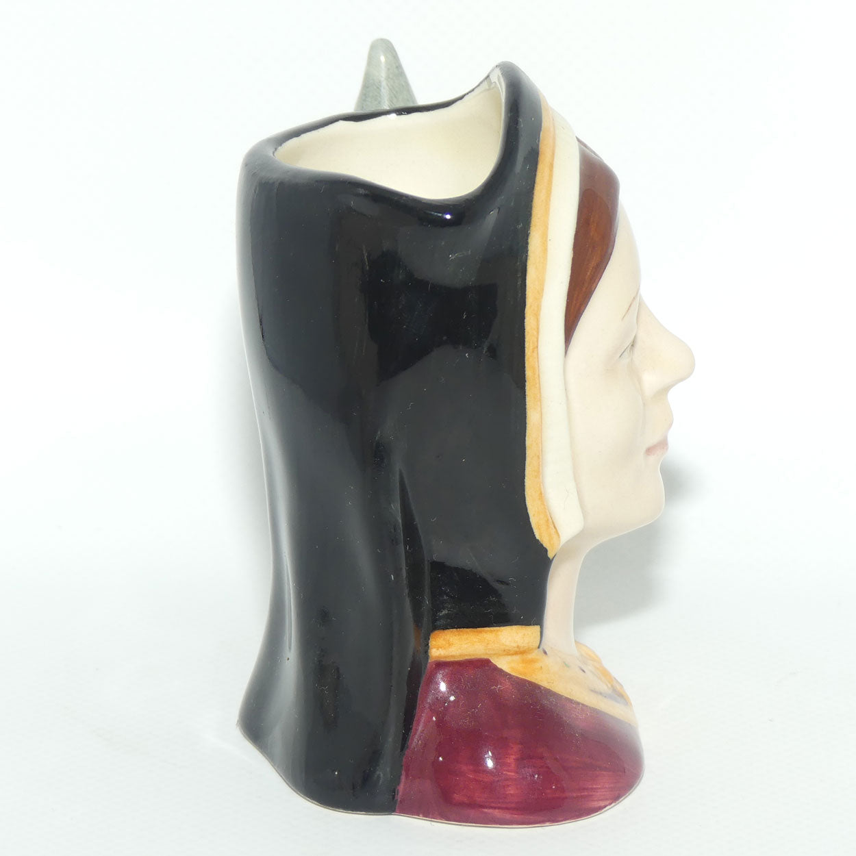 D6657 Royal Doulton small character jug Catherine of Aragon| #1
