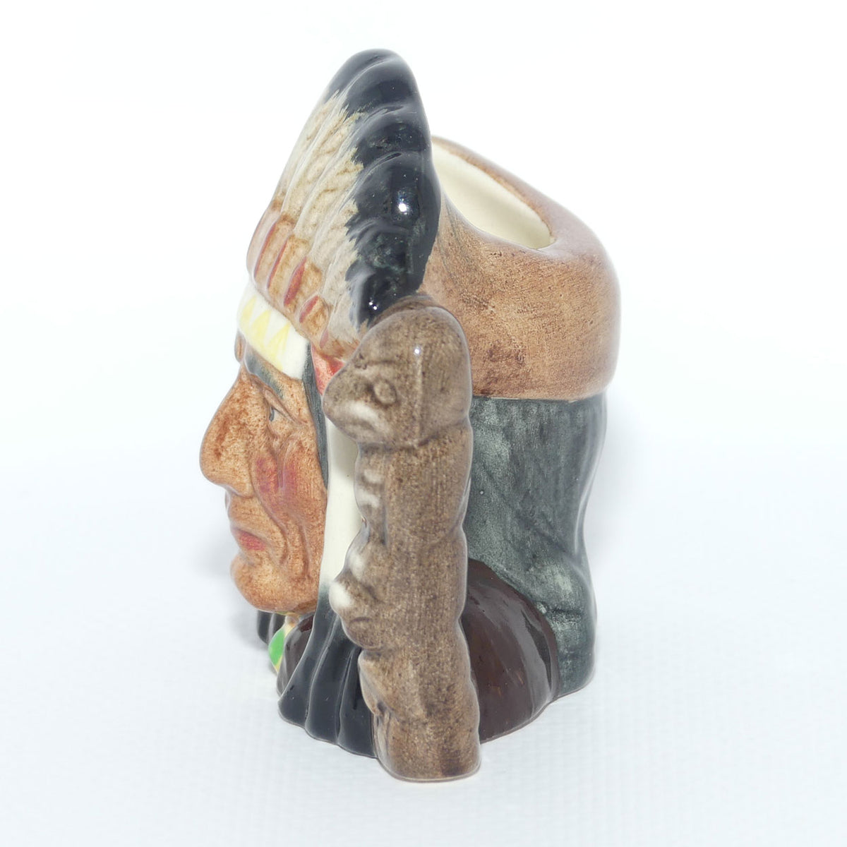 D6665 Royal Doulton miniature character jug North American Indian