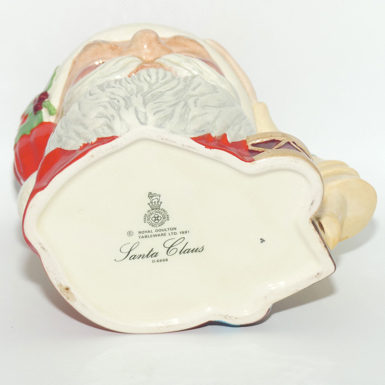 D6668 Royal Doulton large character jug Santa Claus | Doll handle