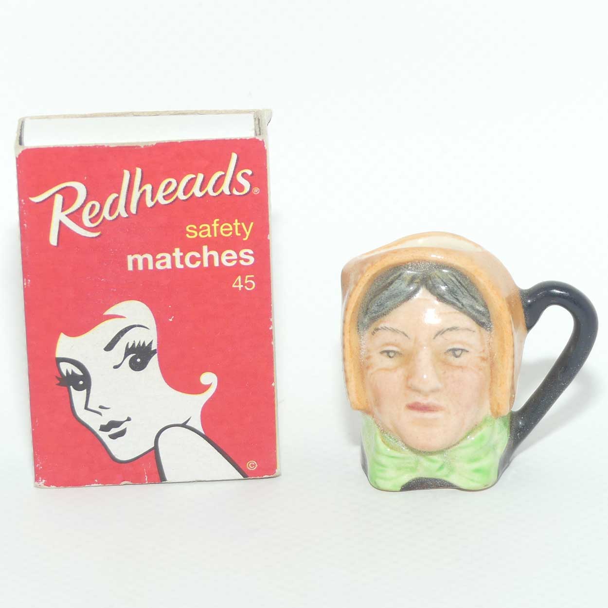 D6687 Royal Doulton tiny character jug Mrs Bardell