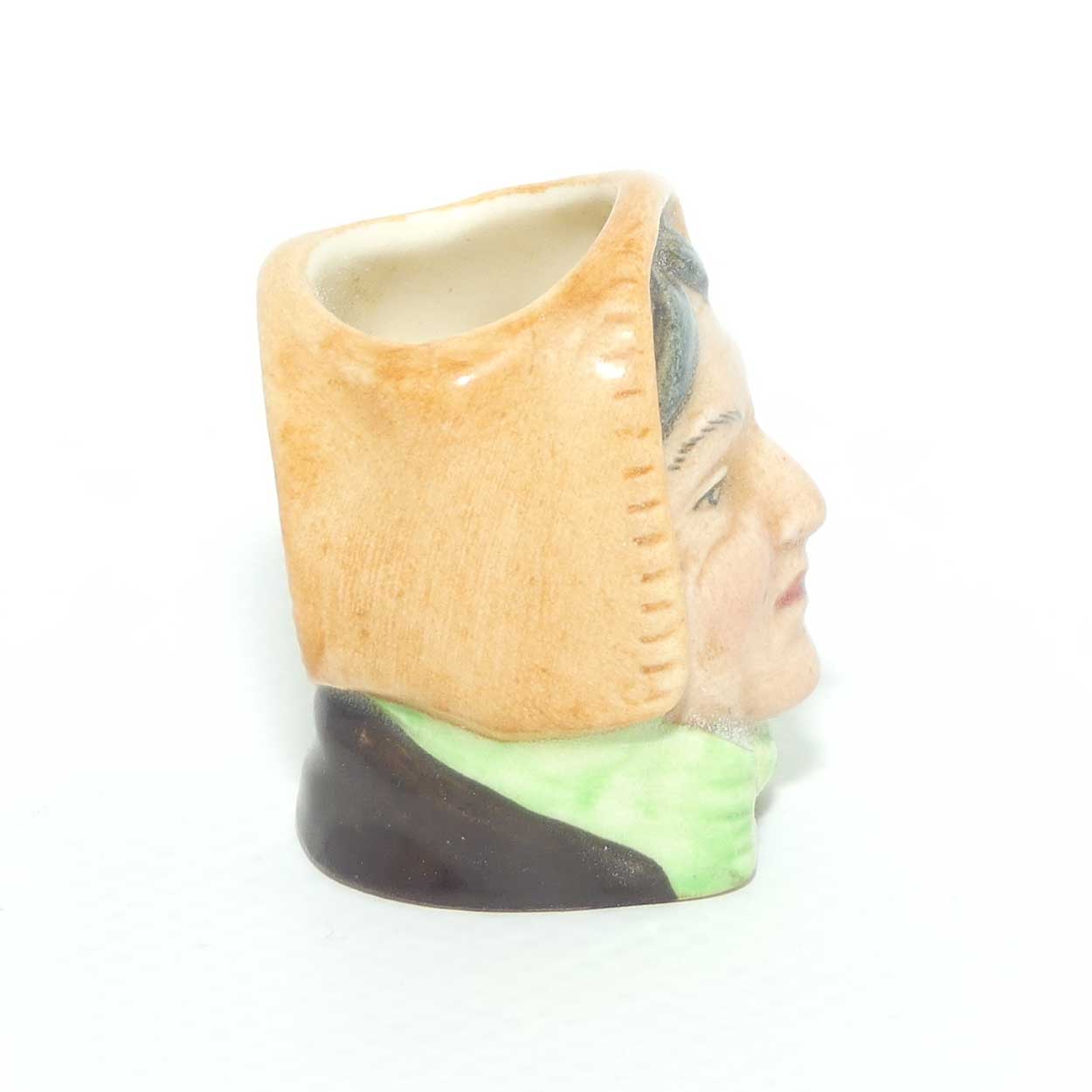 D6687 Royal Doulton tiny character jug Mrs Bardell