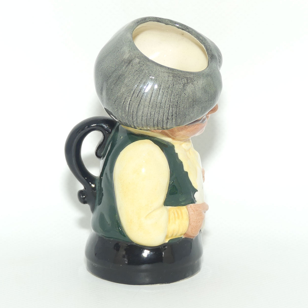 D6722 Royal Doulton Doultonville Miss Studious