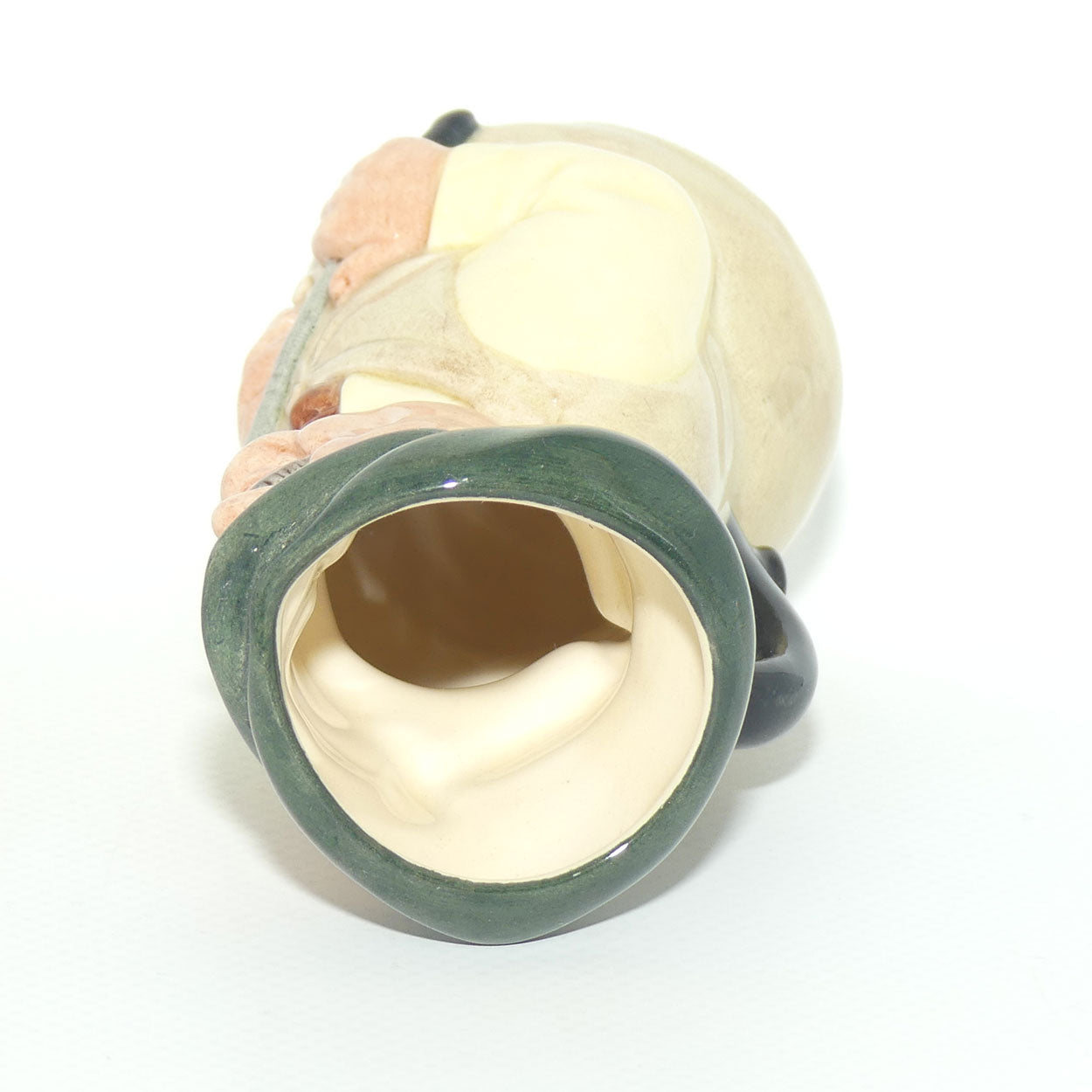 D6740 Royal Doulton Doultonville Major Green