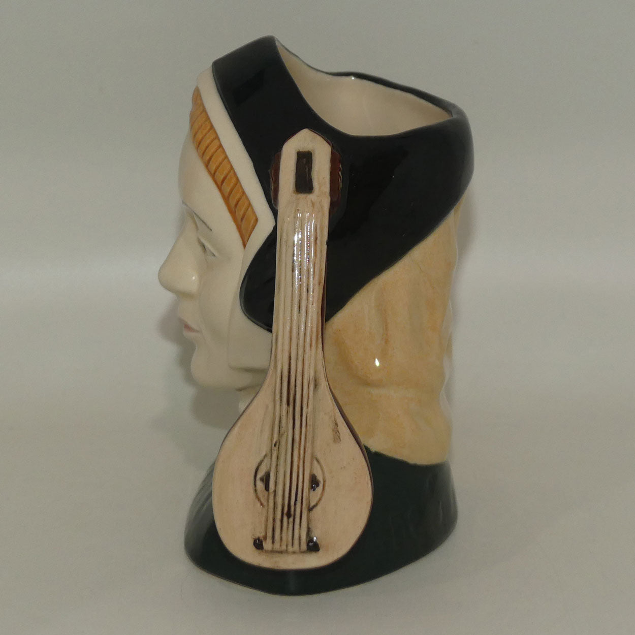 d6746-royal-doulton-small-character-jug-jane-seymour