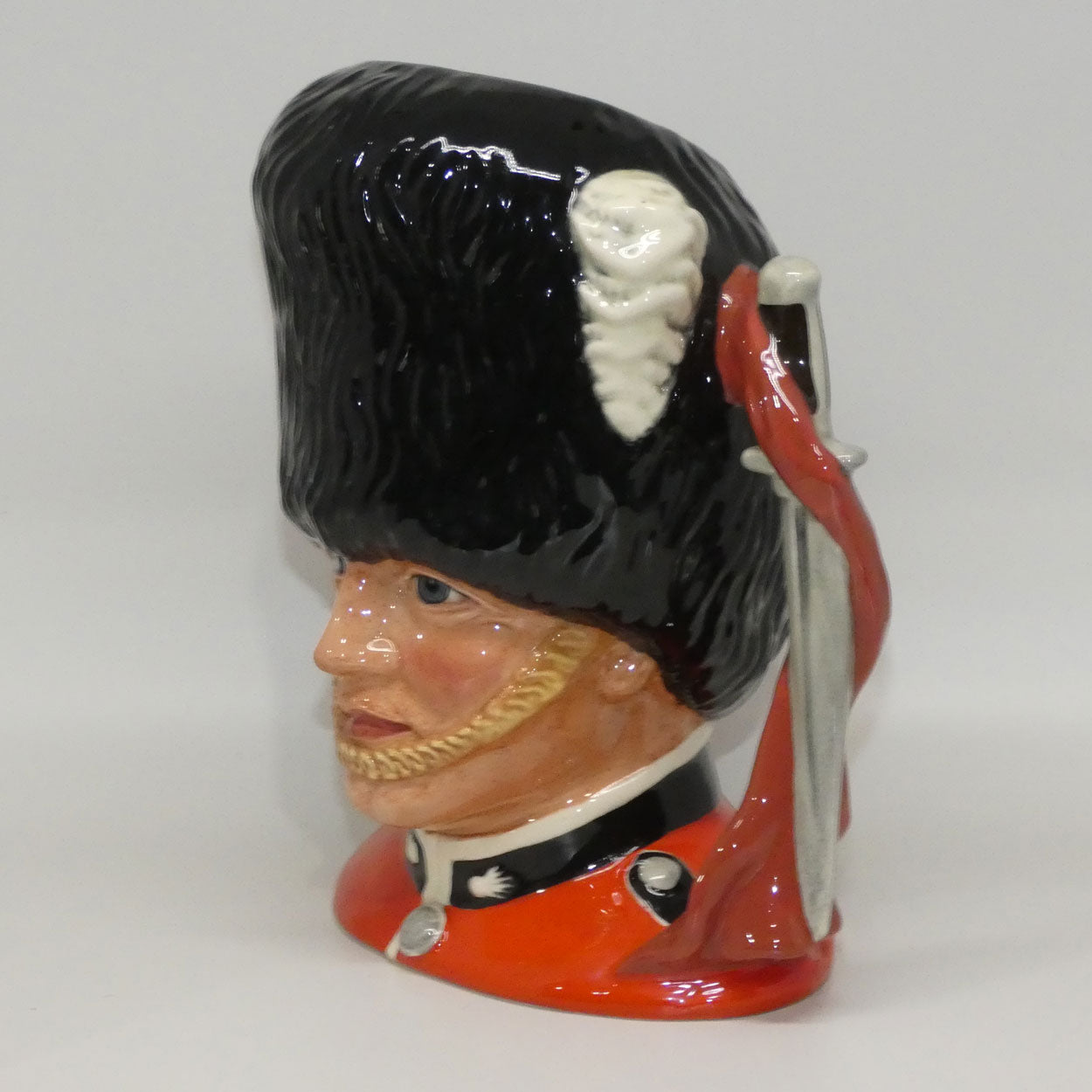 d6755-royal-doulton-large-character-jug-the-guardsman