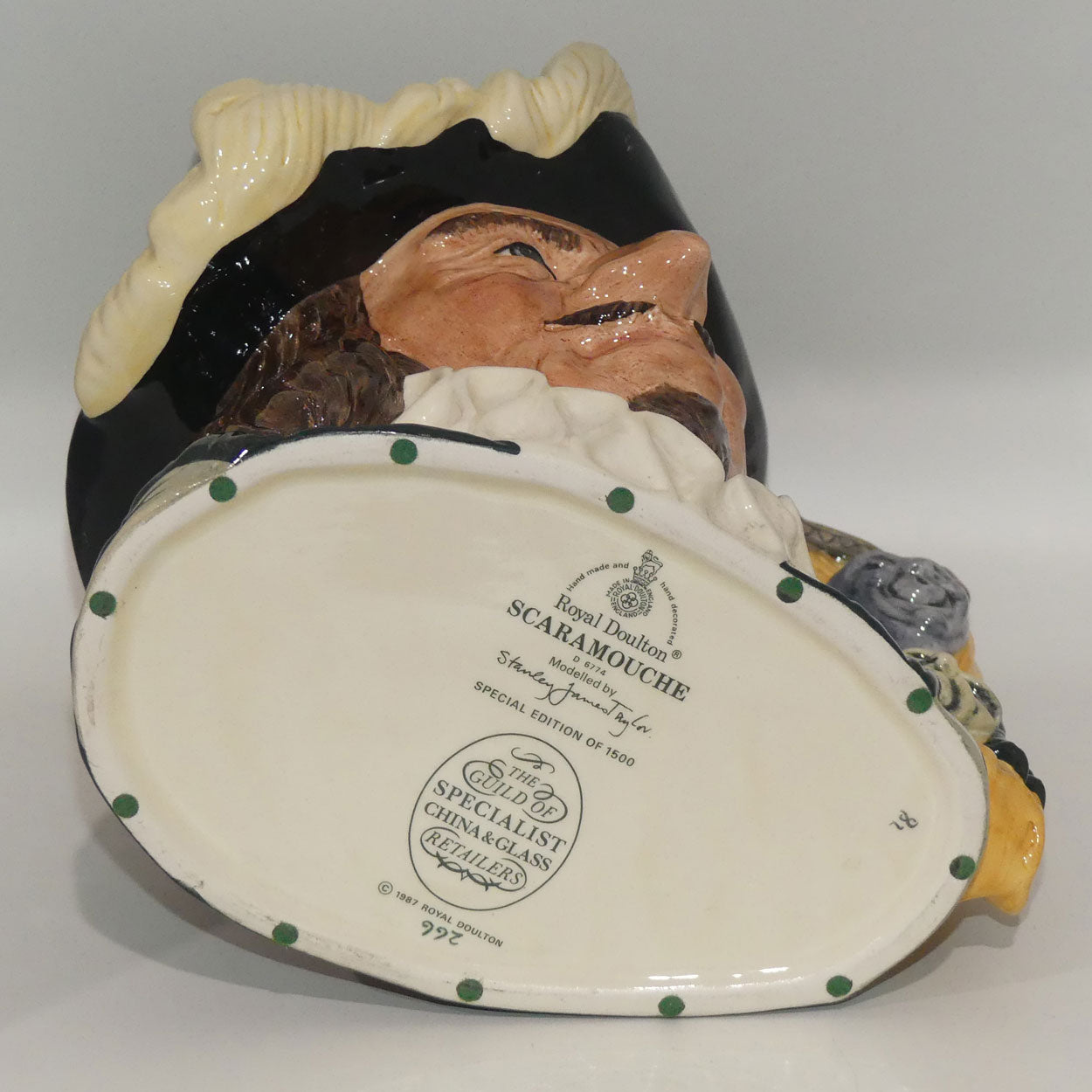 d6774-royal-doulton-large-character-jug-scaramouche