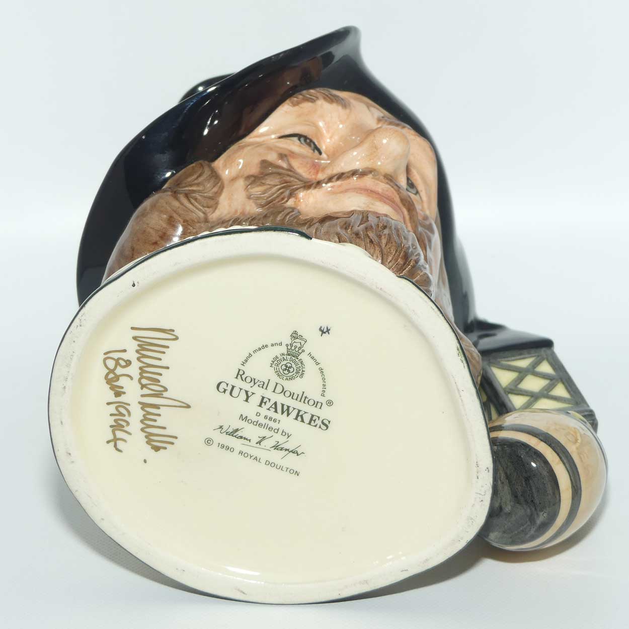 D6861 Royal Doulton large character jug Guy Fawkes | signed