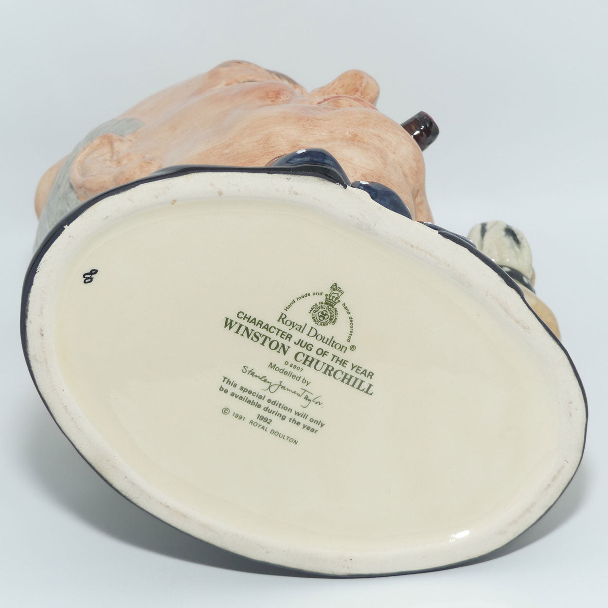 D6907 Royal Doulton large character jug Winston Churchill | CJY 1992 | #3