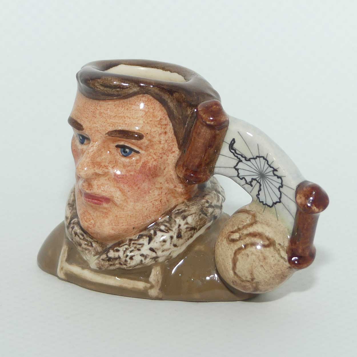 D7082 Royal Doulton tiny character jug Scott | Explorers | LE1099
