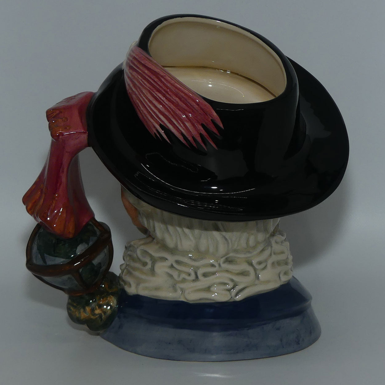 D7169 Royal Doulton large character jug Sir Walter Raleigh | #447/1000