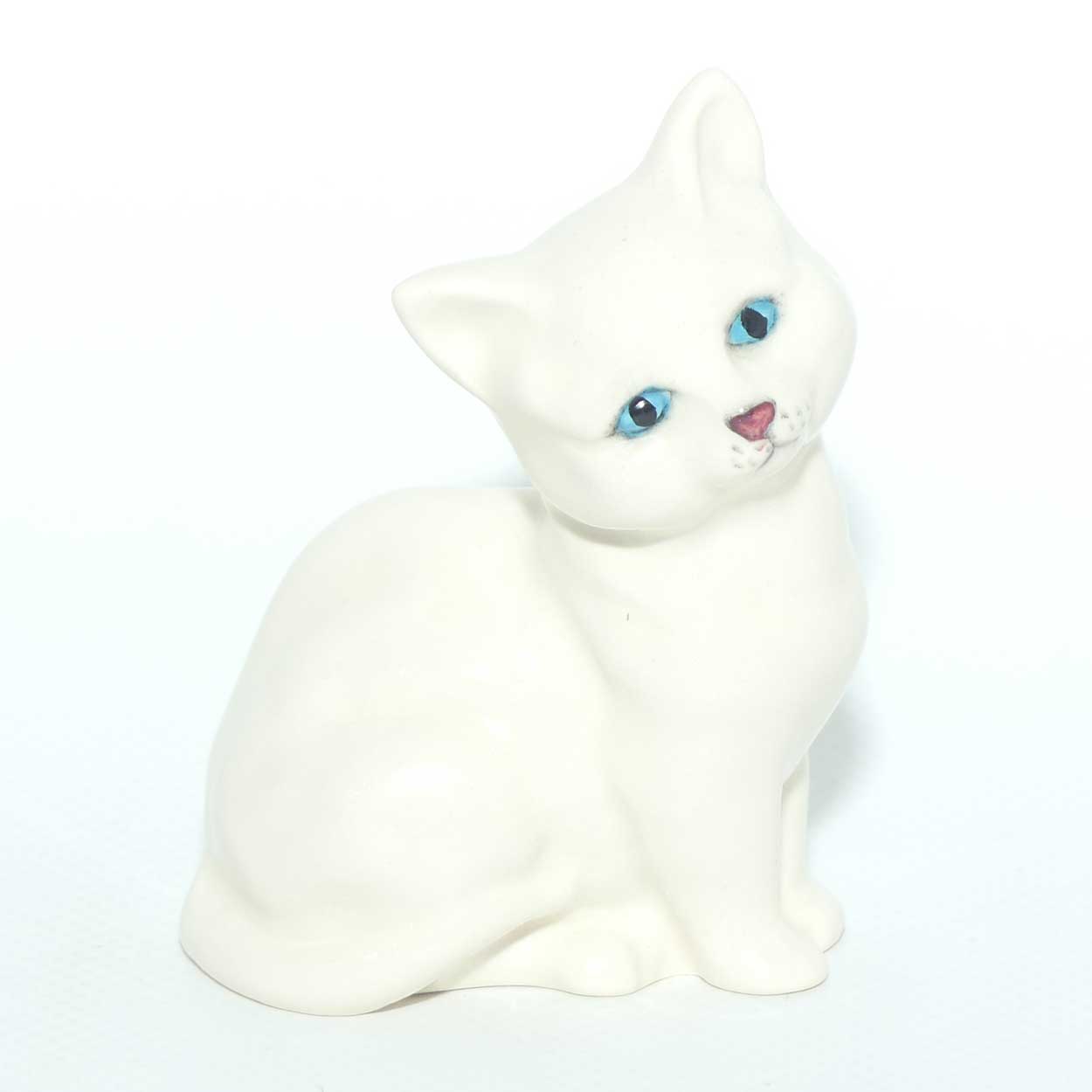 DA123 Royal Doulton Kitten | White | #2