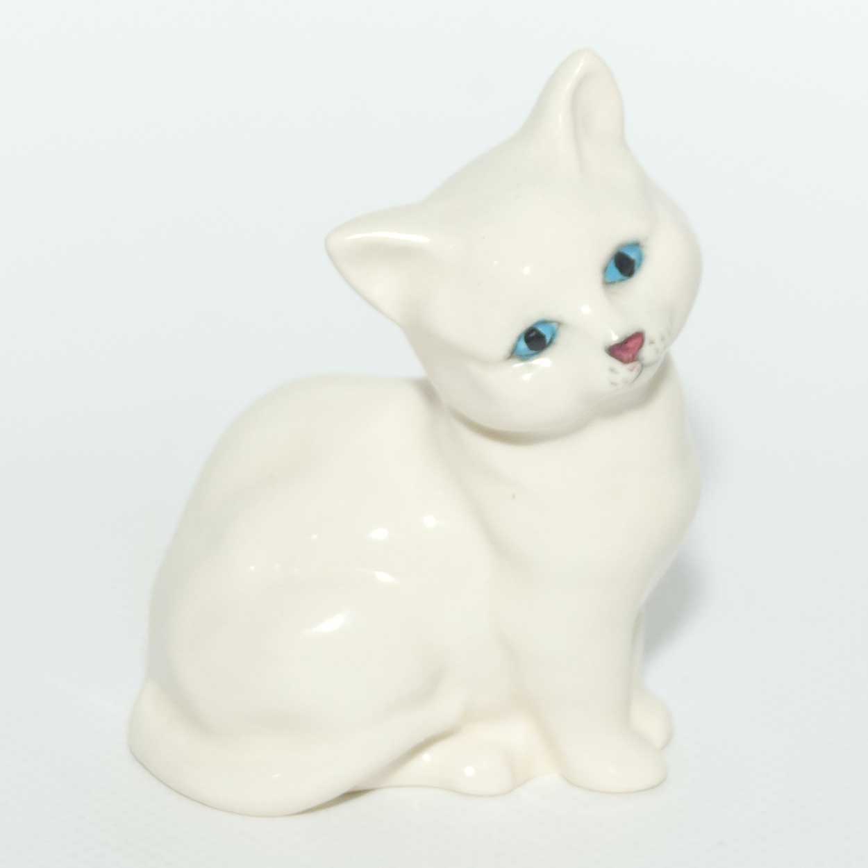 DA123 Royal Doulton Kitten | White | #2