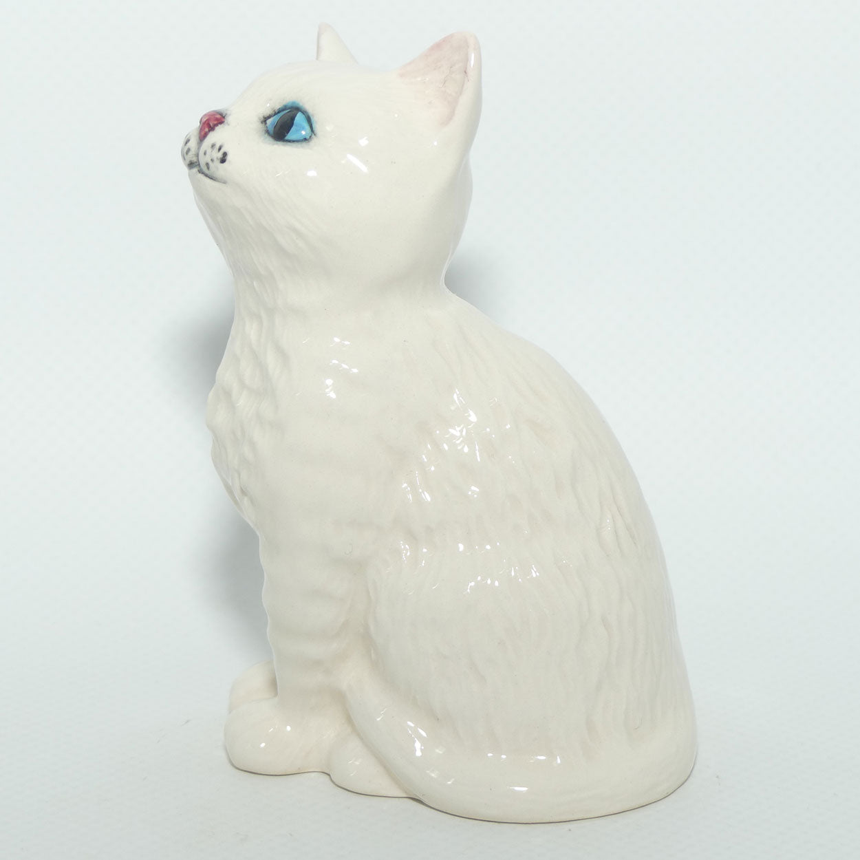 DA128 Royal Doulton Persian Kitten | Style Two | White