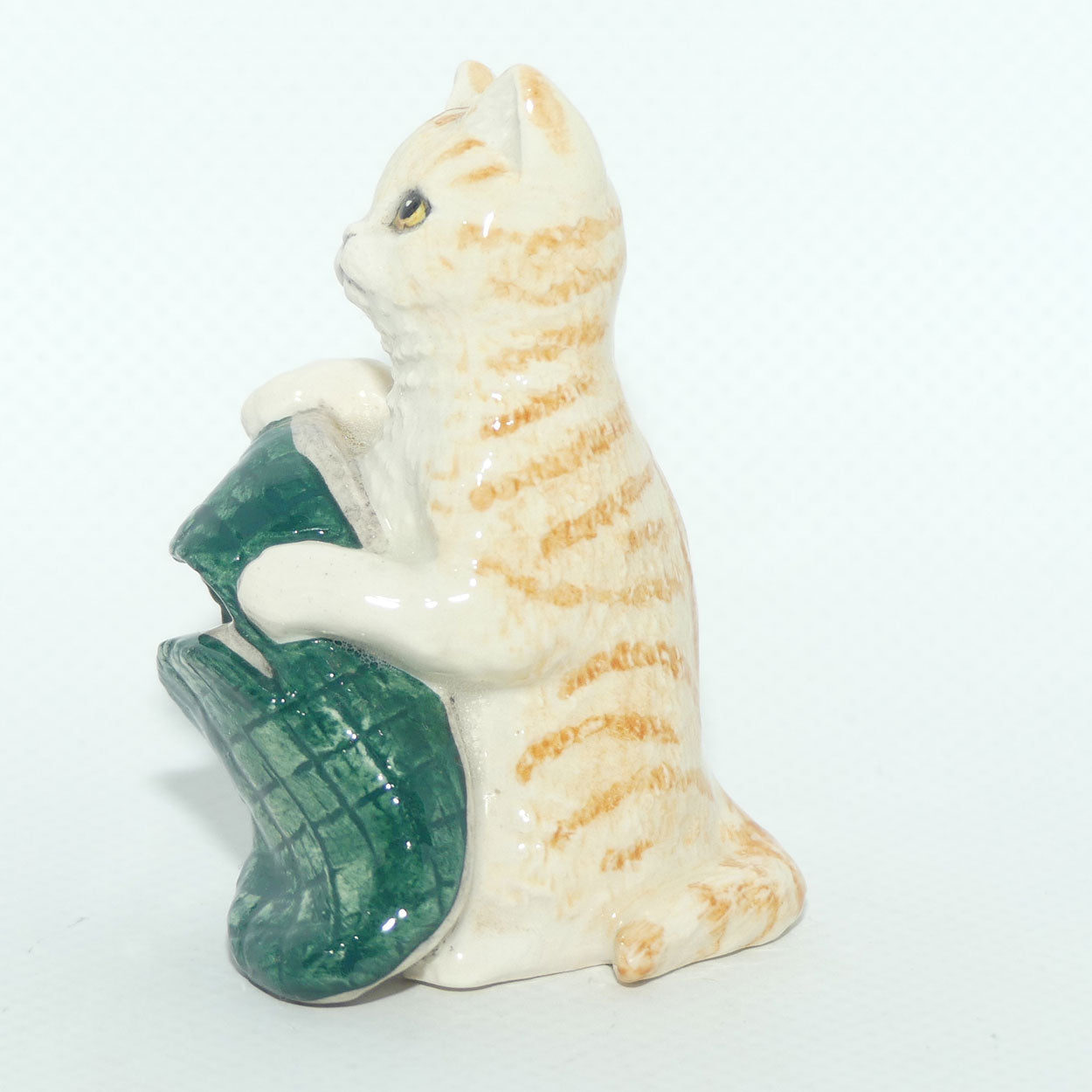 DA232 Royal Doulton Cat | New Toy