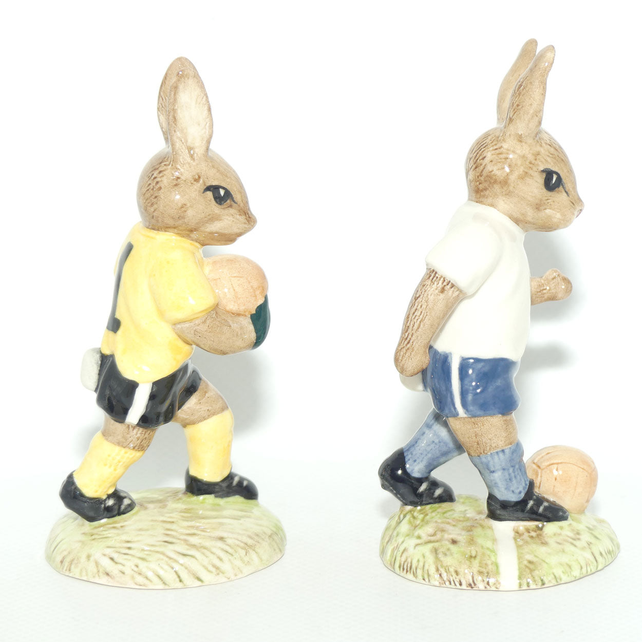 DB120-121 Royal Doulton Bunnykins Goalkeeper & Footballer set | Yellow/White