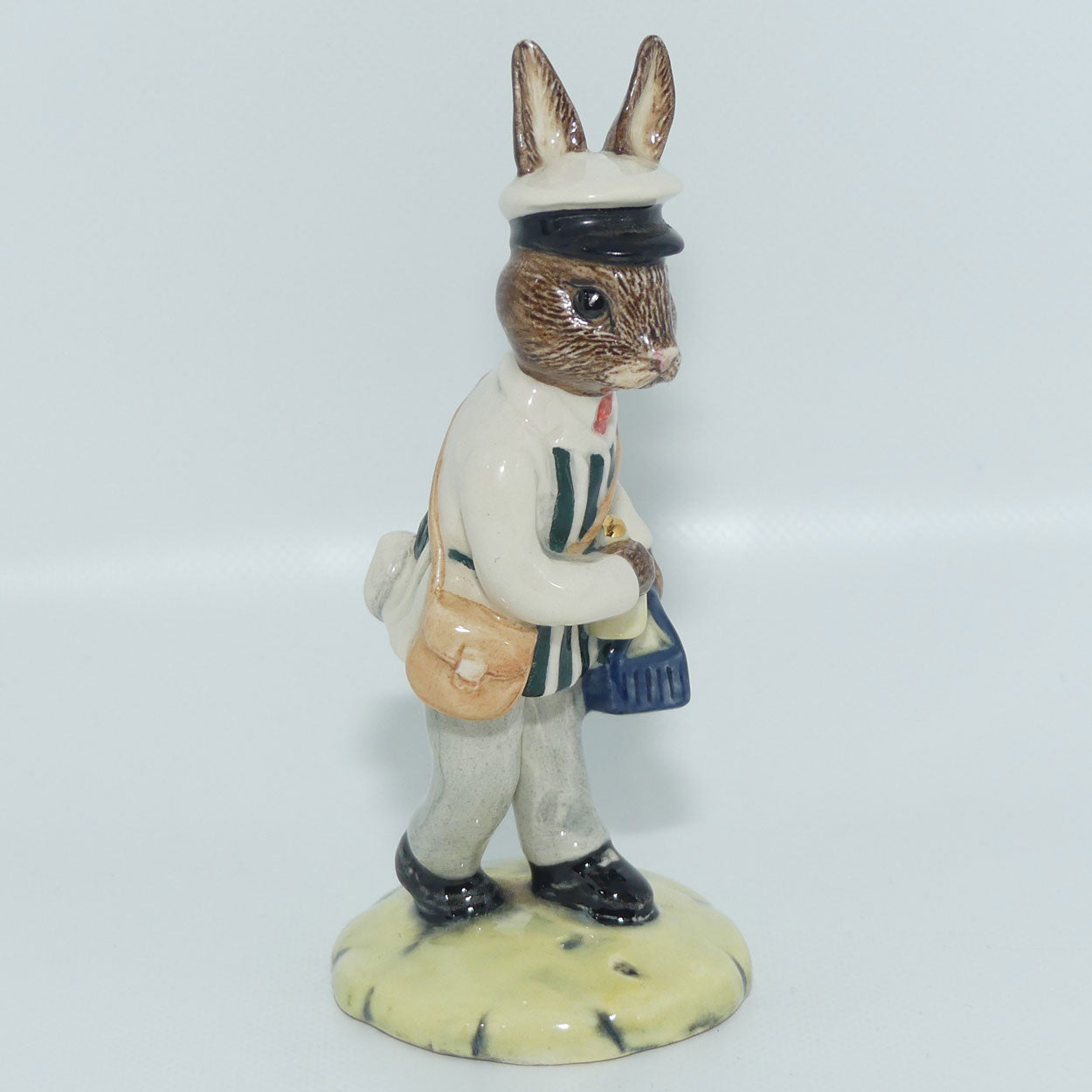 DB125 Royal Doulton Bunnykins Milkman | boxed