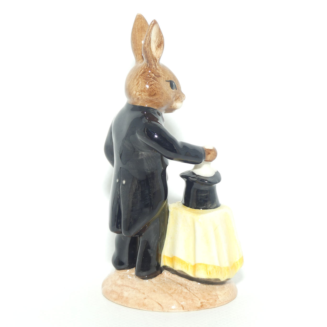 DB126 Royal Doulton Bunnykins Magician | Red Cumerbund | Boxed